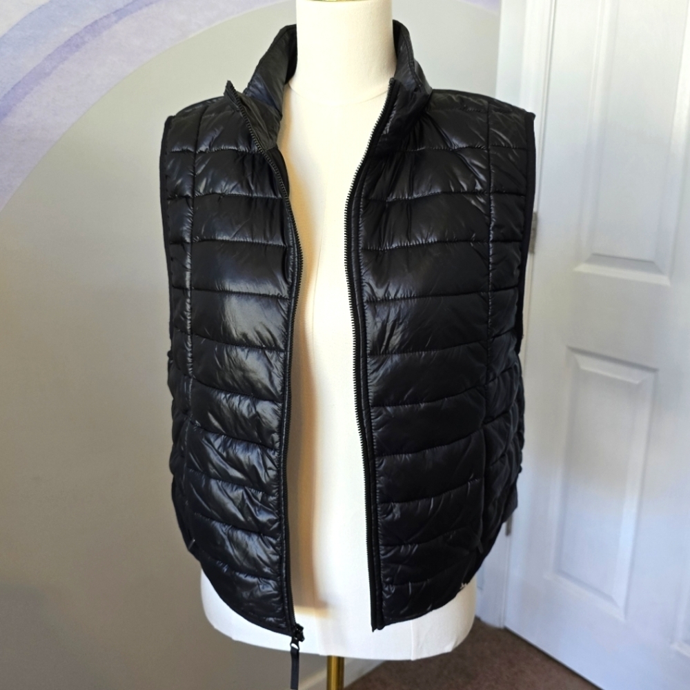 Joylab | Medium | Black Quilted Puffer Vest